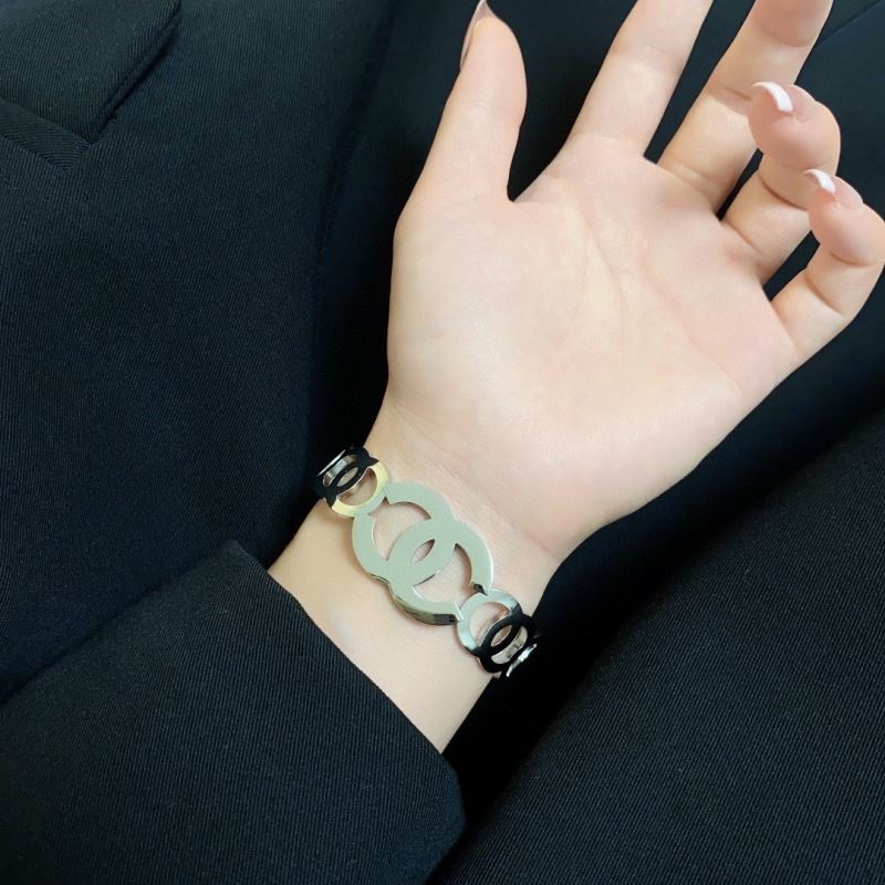 Ch**el bracelets